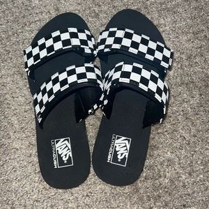 VANS SANDALS